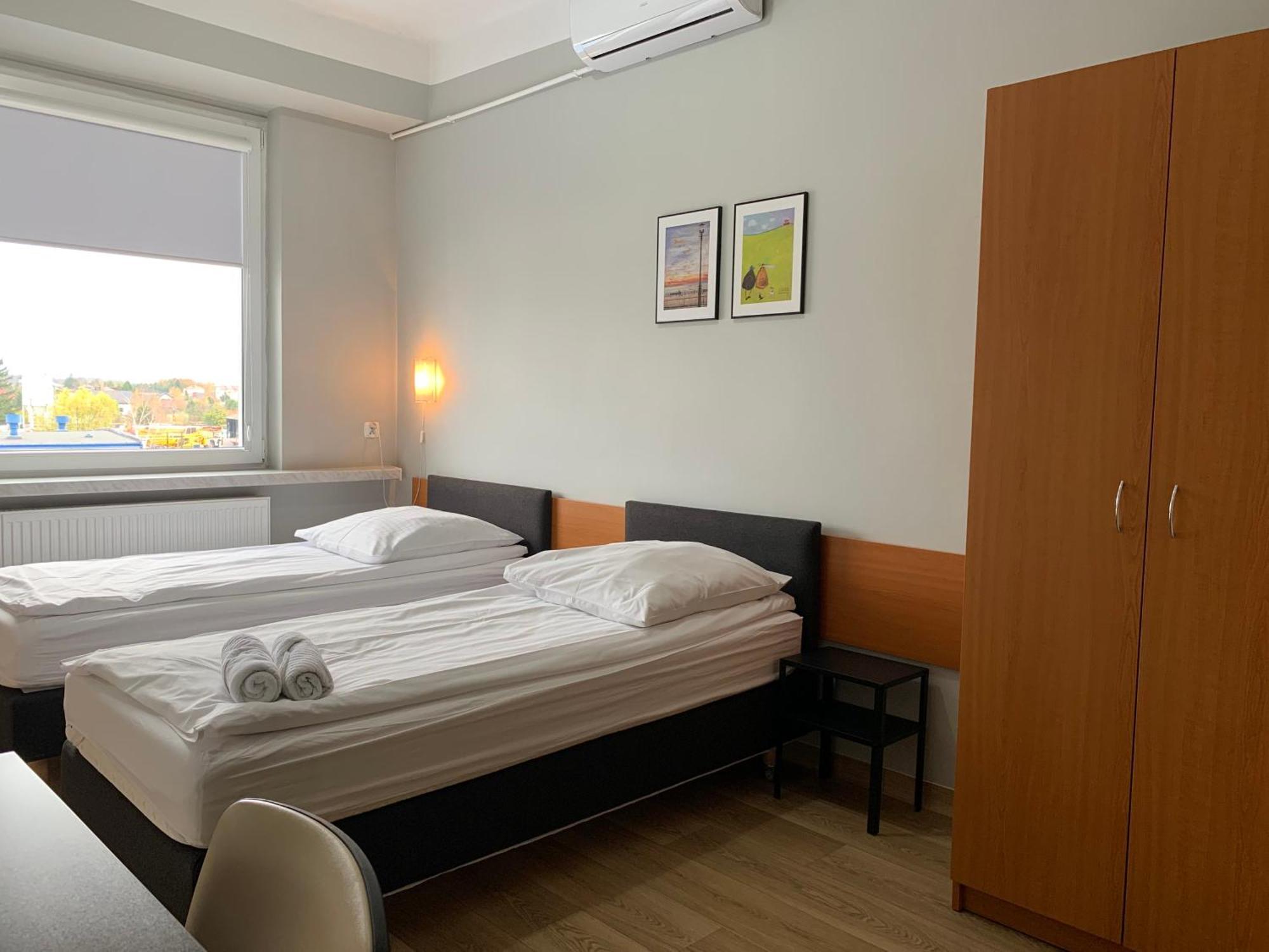 Premium Hostel & Bistro Mielec Extérieur photo